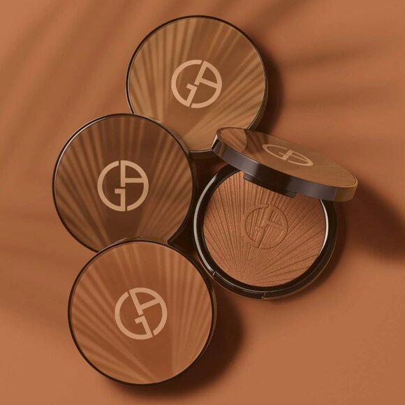 Giorgio Armani Luminous Silk Sunlit Creamy Bronzing Powder – Shade 100 - Picture 3 of 7